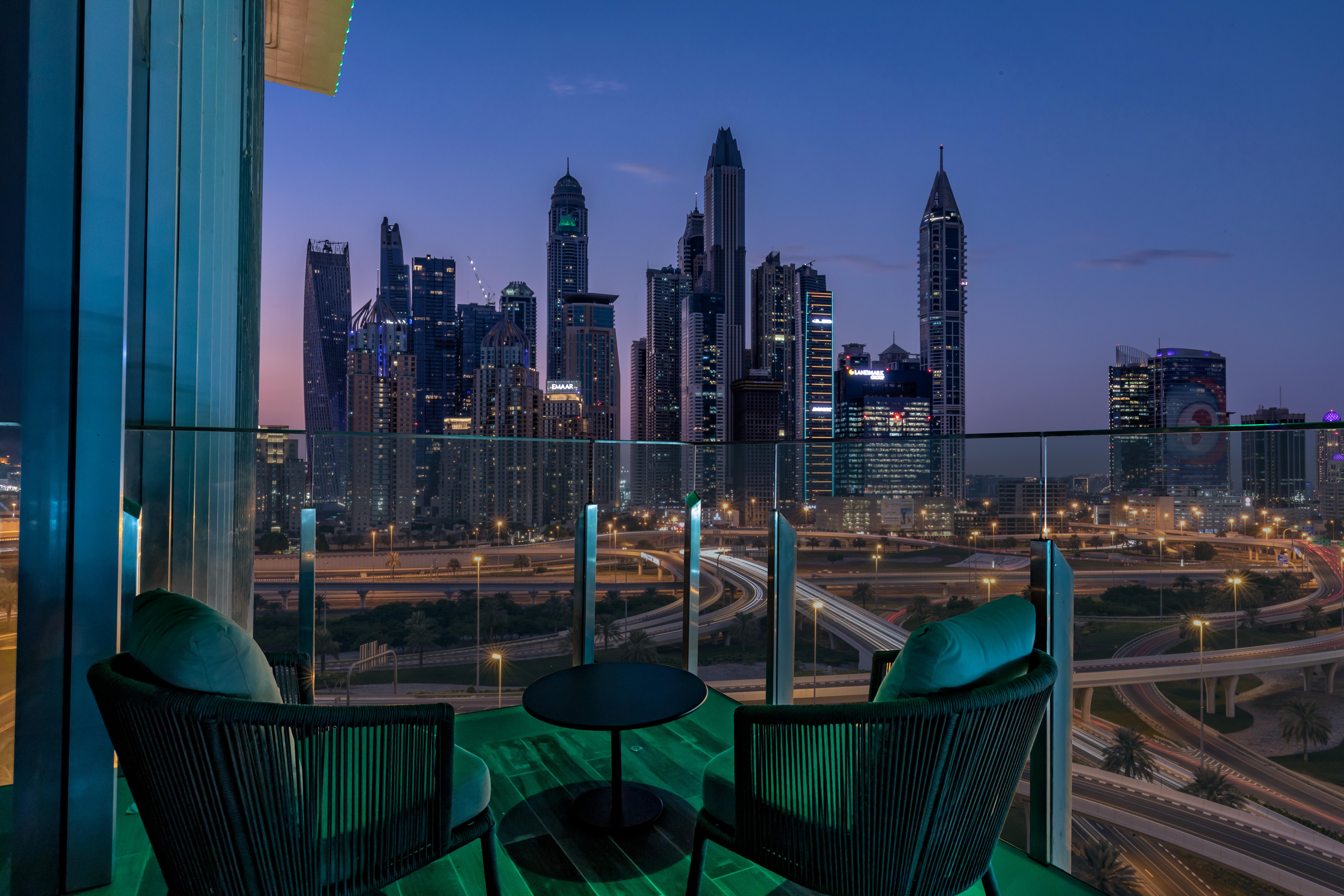 Taj Jumeirah Lakes Towers Dubaï Extérieur photo